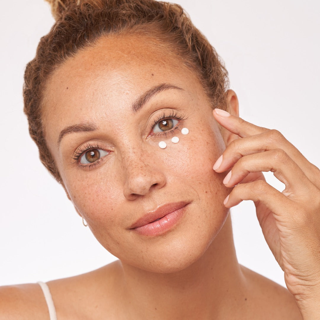 Restorative Eye Complex with TriHex Technology®